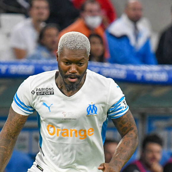 Djibril Cissé - Match des héros entre l'équipe OM Legends et l'équipe UNICEF au stade Orange Velodrome à Marseille le 13 octobre 2021. Soutenu par la Fondation D. Drogba, Orange et l'Olympique de Marseille, l'Unicef a organisé cette rencontre afin de financer un projet d'accès à l'éducation en Côte d'Ivoire. La Team OM de légende s'impose 7-4 au stade Vélodrome face à la Team Unicef. © Jean-René Santini/Bestimage