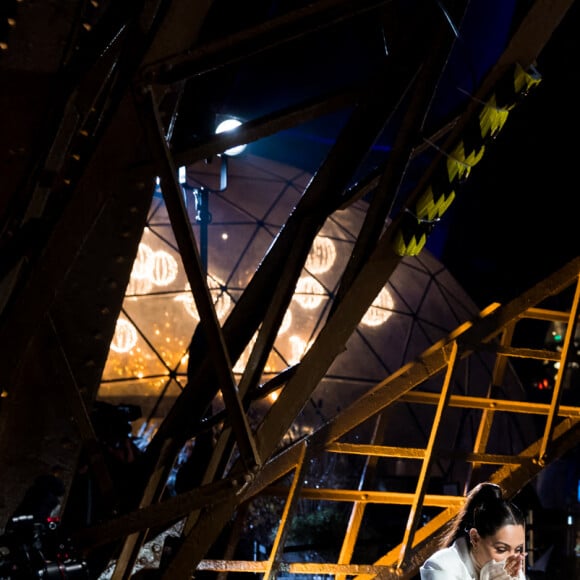 Exclusif - Nabilla Benattia et Nikos Aliagas - Enregistrement de l'émission "La Chanson secrète 10" au 1er étage de la Tour Eiffel à Paris, diffusée le 22 janvier sur TF1 à 21h10 © Tiziano Da Silva / Bestimage