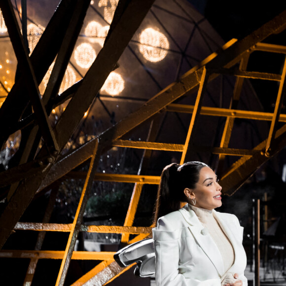 Exclusif - Nabilla Benattia - Enregistrement de l'émission "La Chanson secrète 10" au 1er étage de la Tour Eiffel à Paris, diffusée le 22 janvier sur TF1 à 21h10 © Tiziano Da Silva / Bestimage