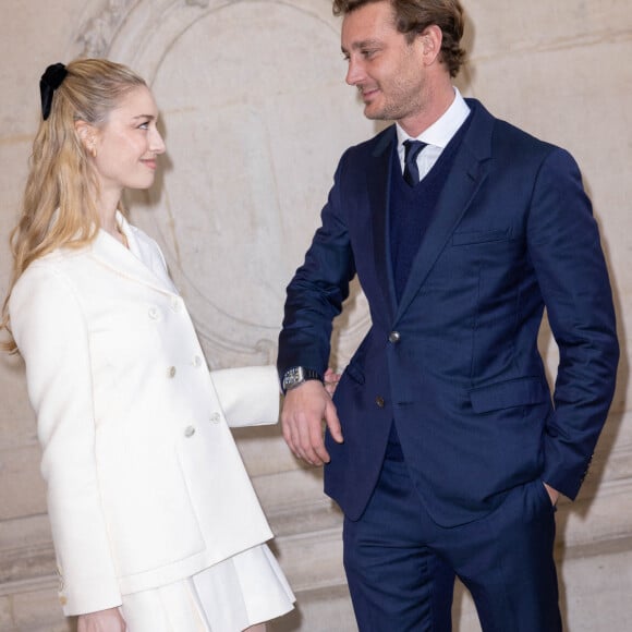 Pierre Casiraghi et Beatrice Borromeo lors du photocall du défilé Dior Haute Couture Printemps/Été 2022 dans le cadre de la Fashion Week de Paris, France, le 24 janvier 2022. © Olivier Borde/Bestimage 