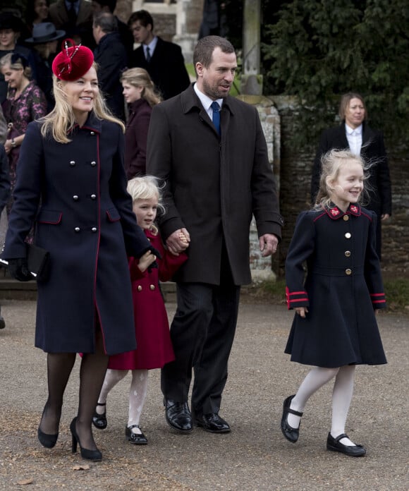 Peter Phillips et sa femme Autumn Phillips avec leurs enfants Isla et Savannah - La famille royale d'Angleterre arrive à la messe de Noël à l'église Sainte-Marie-Madeleine à Sandringham, le 25 décembre 2017.