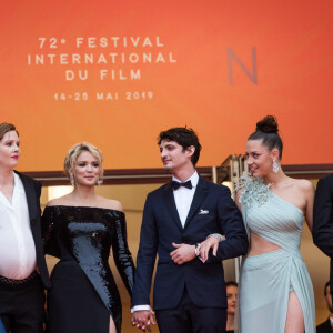 Paul Hamy, Niels Schneider, Virginie Efira, Justine Triet (enceinte), Adèle Exarchopoulos, Gaspard Ulliel, Laure Calamy, Arthur Harari - Montée des marches du film "Sibyl" lors du 72ème Festival International du Film de Cannes. Le 24 mai 2019 © Jacovides-Moreau / Bestimage 