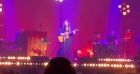 Concert de Carla Bruni, le 26 janvier 2022, à l'Olympia, à Paris. Vidéo partagée par Karine Le Marchand sur Instagram.