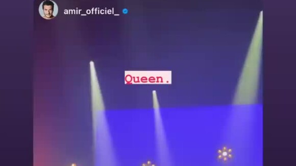 Concert de Carla Bruni, le 26 janvier 2022, à l'Olympia, à Paris. Vidéo partagée par Amir sur Instagram.