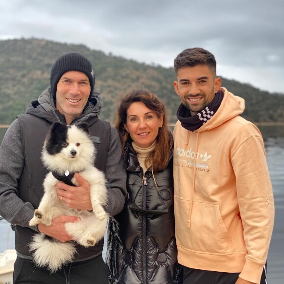 Zindédine Zidane avec sa femme Véronique et leurs fils aîné Enzo, le 3 avril 2021.
