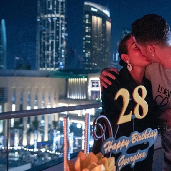 Cristiano Ronaldo et Georgina Rodriguez en vacances à Dubaï avec leurs enfants. © Instagram / Georgina Rodriguez