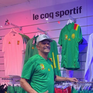 Yannick Noah profite pleinement de sa nouvelle vie à Yaoundé, au Cameroun. Décembre 2021.