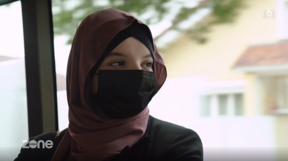 Lilia Bouziane, musulmane, voilée et étudiante en droit qui a témoigné dans "Zone interdite", reportage sur l'islam radical diffusé sur M6.