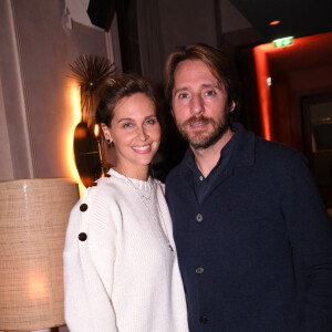 Exclusif - Ophélie Meunier et son mari Mathieu Vergne - Soirée d'inauguration du restaurant "Le Mimosa" (2 rue Royale 75008 Paris) de JF. Piège, B.Joannin (Président du Amiens SC) et B.Patou à Paris le 22 novembre 2021. © Rachid Bellak/Bestimage