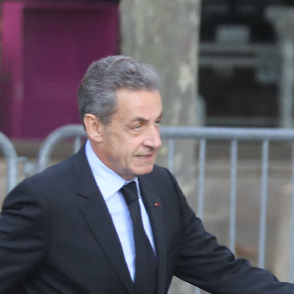 Nicolas Sarkozy et sa femme Carla Bruni - Arrivées en l'église Saint-Sulpice pour les obsèques de l'ancien président de la République Jacques Chirac à Paris. Le 30 septembre 2019 © Dominique Jacovides / Bestimage 
