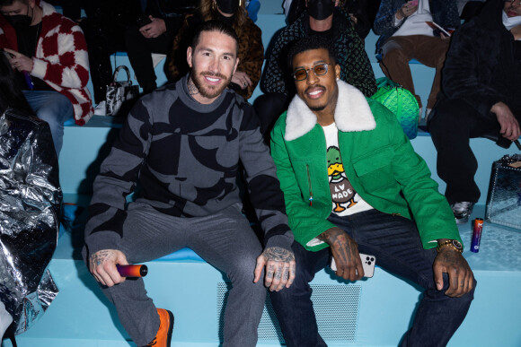 Sergio Ramos et Presnel Kimpembe au front row du deuxième défilé Homme Louis Vuitton automne-hiver 2022/2023 dans le cadre de la Fashion Week de Paris, France, le 20 janvier 2022. © Olivier Borde/Bestimage