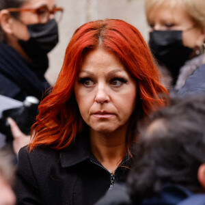 Cindy Sander - Sorties des obsèques de Thierry Mugler au temple protestant de l'Oratoire du Louvre à Paris le 4 février 2022.