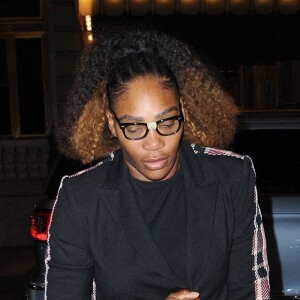 Serena Williams arrive au restaurant The Polo Bar pour dîner avec la duchesse de Sussex dans le quartier de Upper East Side à New York City, New York, Etats-Unis, le 19 février 2019.