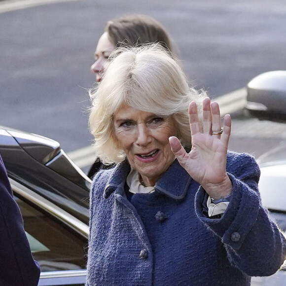 Camilla Parker Bowles, duchesse de Cornouailles, inaugure l'aile "Marcela Botnar" de l'Institut Botnar pour les sciences musculosquelettiques de l'Université d'Oxford, le 26 janvier 2022.