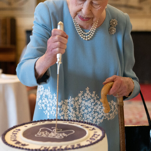 La reine Elisabeth II quitte Sandringham House, qui est la résidence de la reine à Norfolk, après une réception avec des représentants de groupes communautaires locaux pour célébrer le début du Jubilé de platine.Le 5 février 2022.