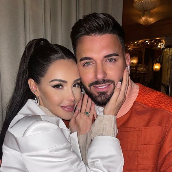 Nabilla enceinte : elle dévoile comment elle a annoncé sa grossesse à Thomas.