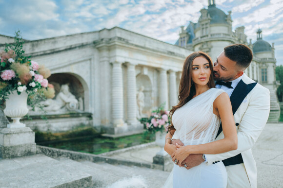 Exclusif - Mariage de Nabilla Benattia (robe de mariée créée par Jean-Paul Gaultier) et Thomas Vergara au château de Chantilly, France, le 5 juillet 2021. © Benjamin Decoin/Bestimage 