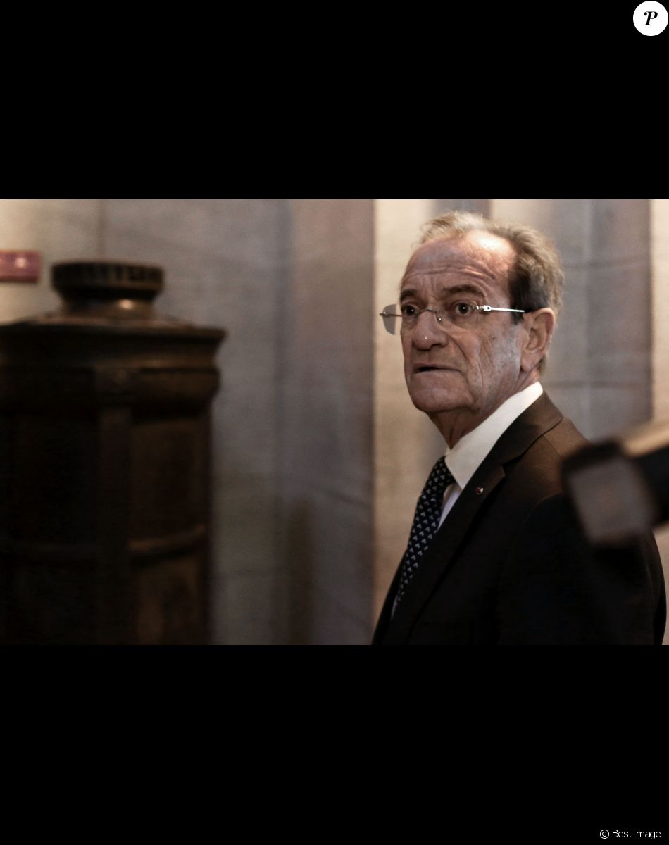 L'ancien directeur général de la police nationale Michel Gaudin au palais de justice à Paris le 28 septembre 2015 où il comparaît avec l'ex ministre de l'Intérieur, Claude Guéant devant la 32ème chambre du tribunal correctionnel dans l'affaire des primes en liquide versees au ministère de l'Interieur entre 2002 et 2004.