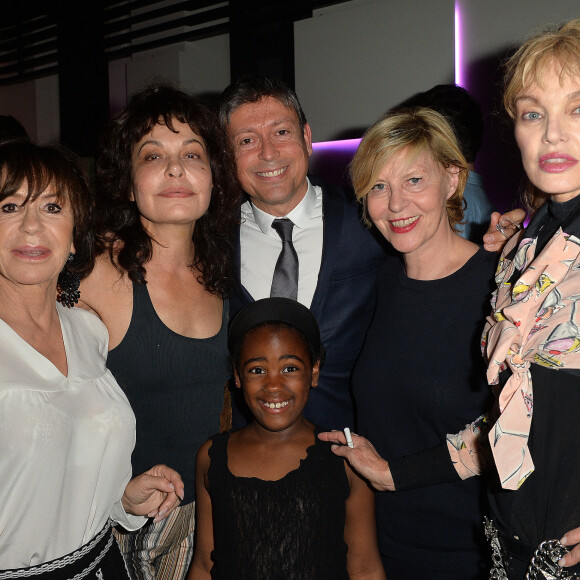 Exclusif - Danièle Evenou, Isabelle Mergault et sa fille Maya, Jacques Sanchez, Chantal Ladesou et Arielle Dombasle - Anniversaire de Jacques Sanchez au restaurant Nolita à Paris © Veeren/Bestimage