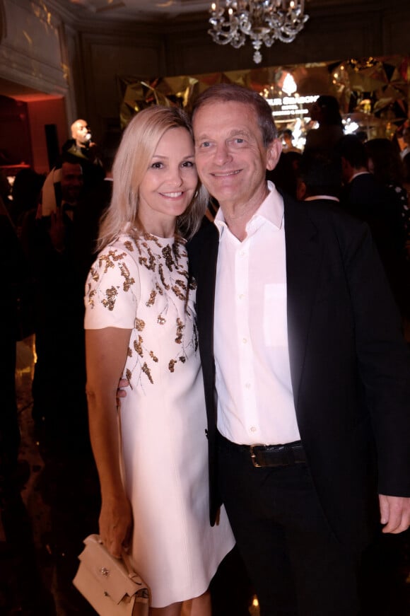 Le docteur Frédéric Saldmann et sa femme Marie - 20ème anniversaire de l'hôtel Four Seasons Hotel George V à Paris, le 7 décembre 2019. © Rachid Bellak/Bestimage 