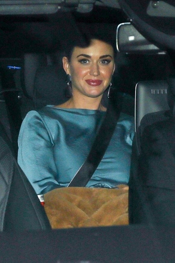 Exclusif - Orlando Bloom et sa compagne Katy Perry quittent le restaurant "Mother Wolf" à Los Angeles, le 14 janvier 2022.