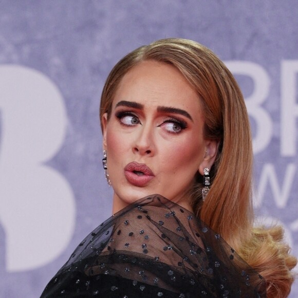 Adele - Photocall de la cérémonie des Brit Awards 2022 à l'O2 Arena à Londres le 8 février 2022 