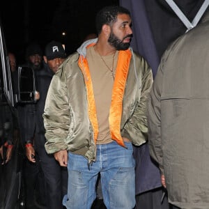 Exclusif - Drake arrive au club "The Nice Guy" à Los Angeles, le 11 février 2022. 
