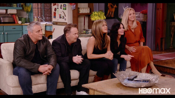 Captures d'écran - L'épisode spécial de Friends arrivera en France le 27 mai avec des invités. Les six héros de la série vont se retrouver après 17 ans d'absence.