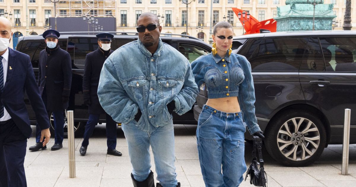 Kanye West déjà séparé de Julia Fox, il ne lâche pas Kim Kardashian… Kanye West déjà séparé de Julia Fox, il ne lâche pas Kim Kardashian…