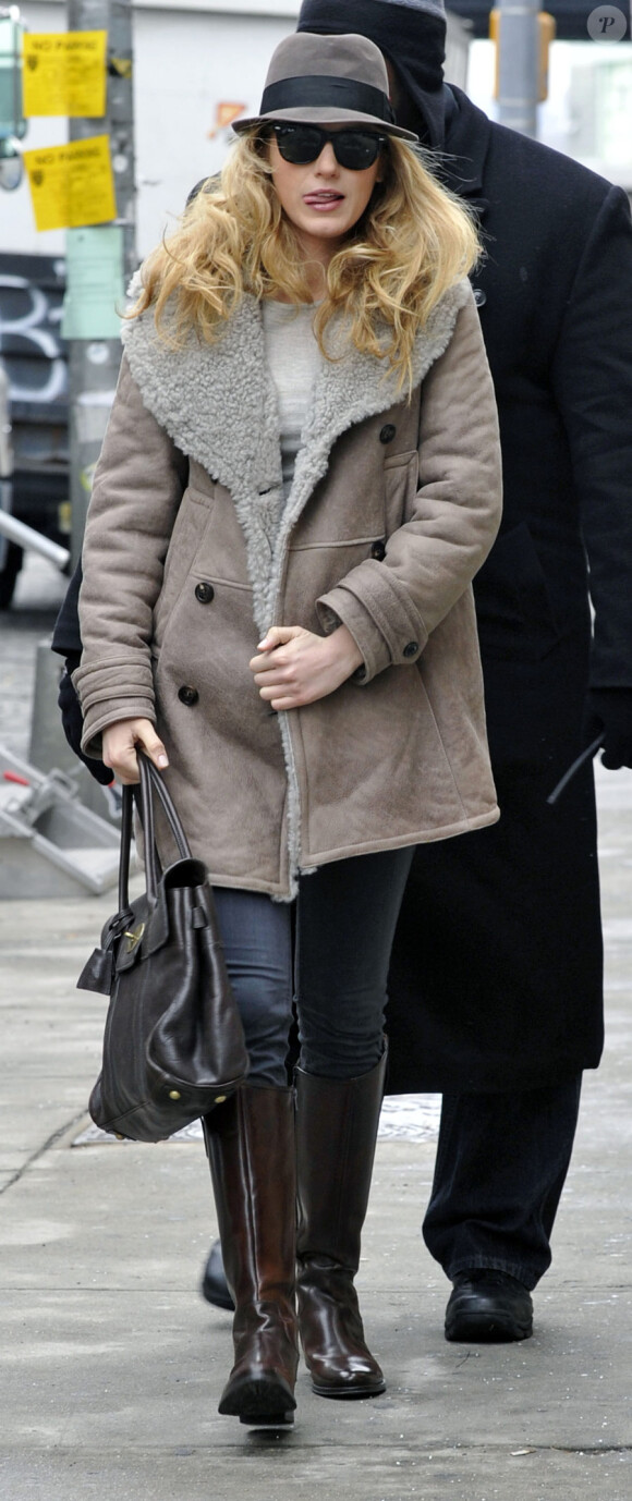 Blake Lively sur le tournage de Gossip Girl à New York le 8 janvier 2010