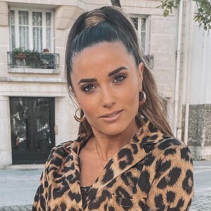 Capucine Anav fiancée et bientôt mariée à son compagnon Victor, présenté comme millionnaire évoluant dans la finance.