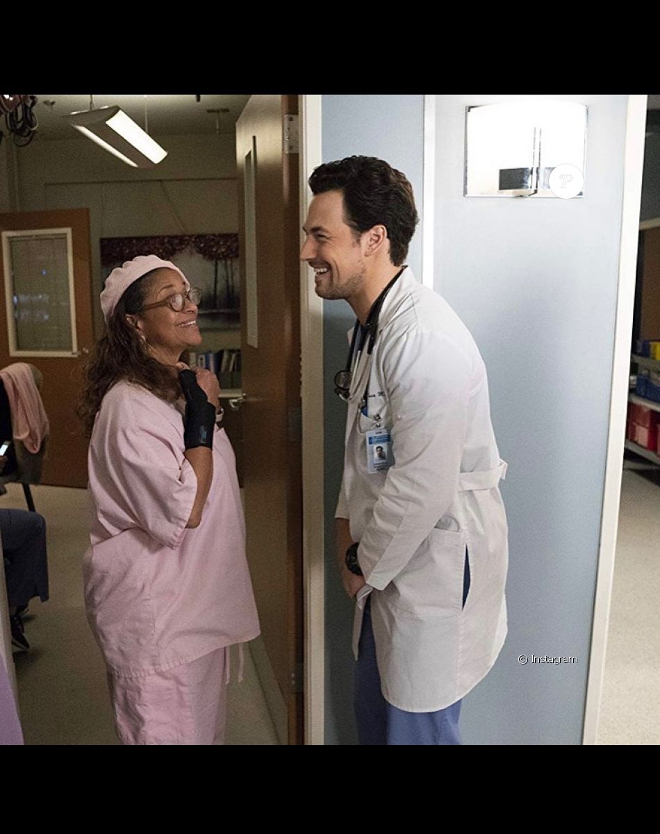 Giacomo Gianniotti (Andrew DeLuca) sur le tournage de Grey's Anatomy
