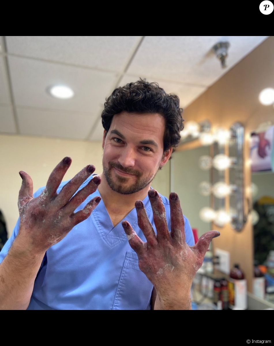 Giacomo Gianniotti (Andrew DeLuca) sur le tournage de Grey's Anatomy