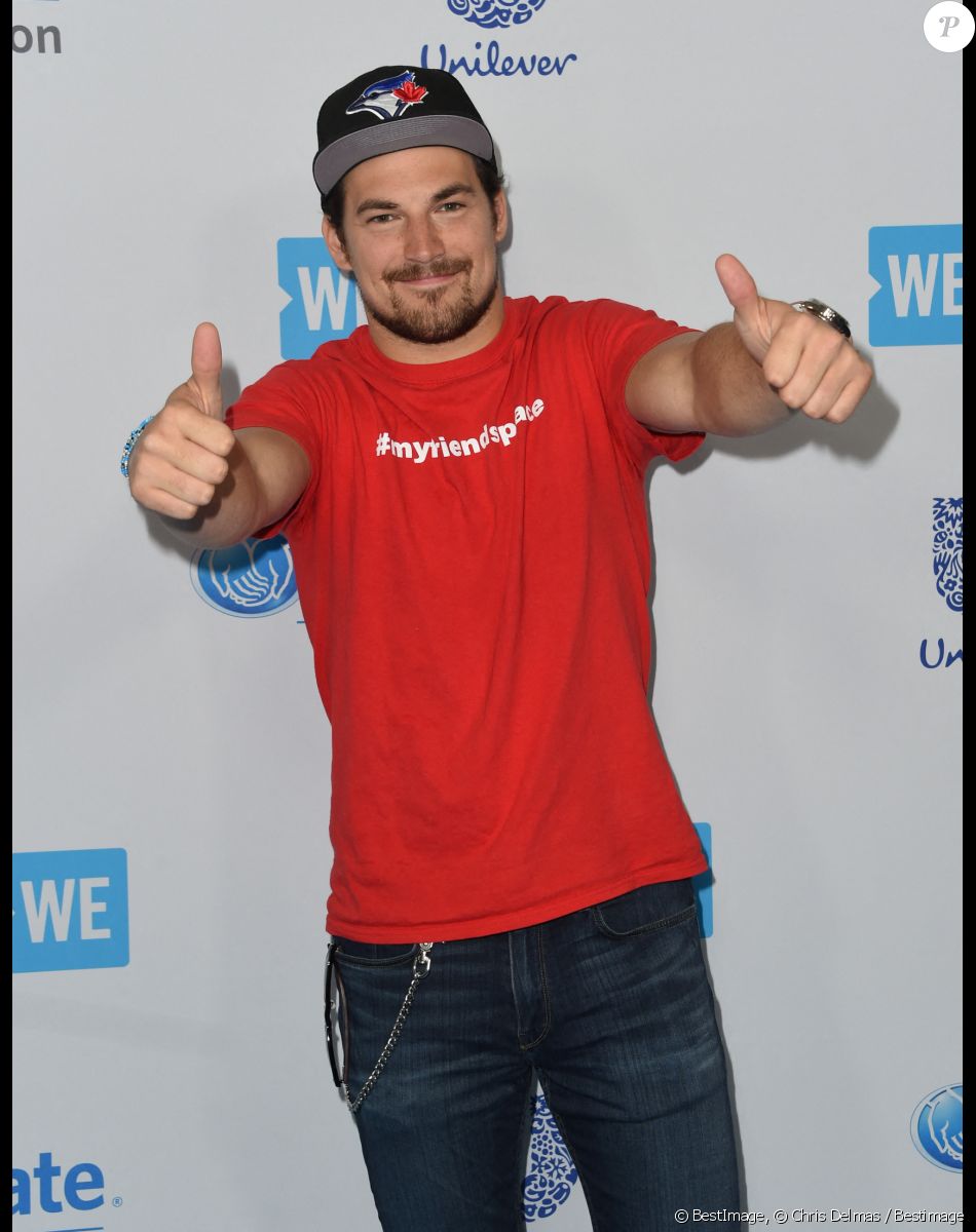 Giacomo Gianniotti à la soirée du WE Day California 2017 à Los Angeles, le 27 avril 2017 © Chris Delmas/Bestimage