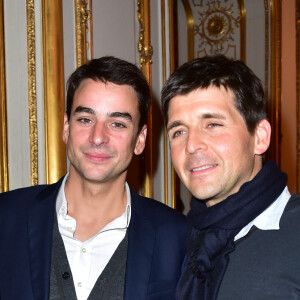 Julian Bugier et Thomas Sotto au dîner de gala caritatif pour l'association "Autistes Sans Frontières" à l'hôtel Marcel Dassault à Paris, le 2 juin 2016. © Gorassini Giancarlo/Bestimage