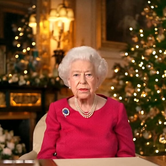 Le discours de Noël 2021 de la reine Elisabeth II d'Angleterre le 25 décembre 2021 au château de Windsor © Youtube via Bestimage 