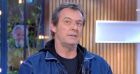Jean-Luc Reichmann raconte sur le plateau de C à Vous comment Alain Delon l'a mis en garde pour protéger sa femme Nathalie au début de leur relation