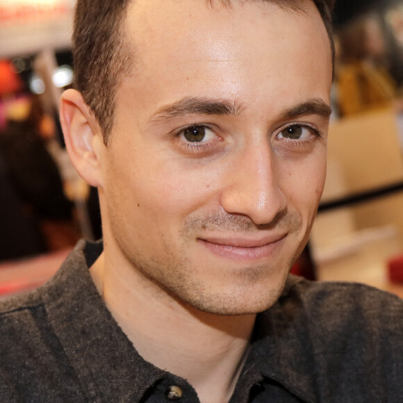 Hugo Clément - Salon du livre de Paris le 16 mars 2019. © Cédric Perrin/Bestimage