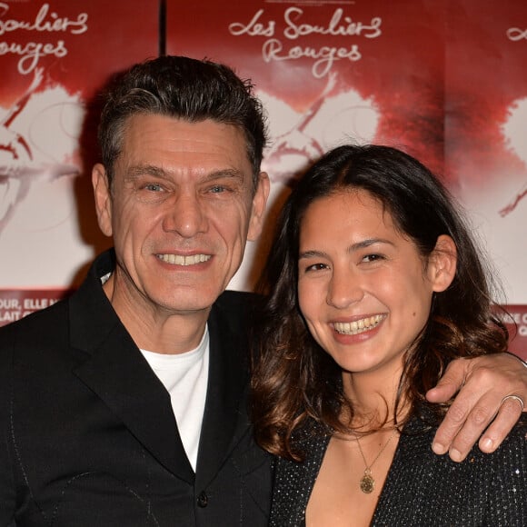 Marc Lavoine et sa compagne Line Papin au photocall de la générale de presse du spectacle musicale "Les Souliers Rouges" aux Folies Bergères à Paris, France, le 4 février 2020. © Veeren/Bestimage 