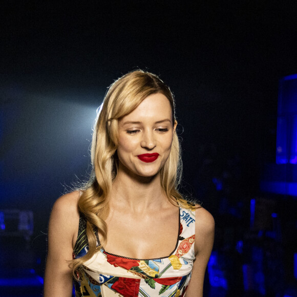 Exclusif - La chanteuse Angele - Backstage - Enregistrement de l'émission "La Chanson secrète 10" diffusée sur TF1 le 22 janvier 2022 © Cyril Moreau / Bestimage