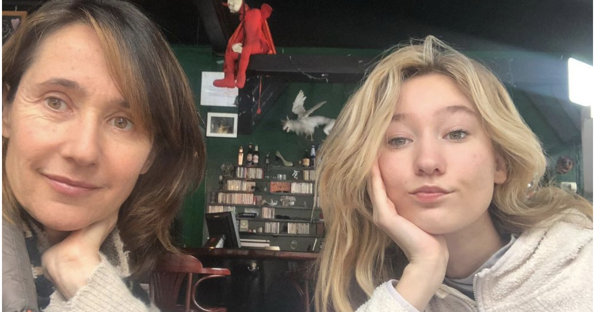 Alexia LarocheJoubert retrouve sa fille Solveig Blanc au Canada où