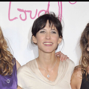 Christa Theret, Sophie Marceau et Lisa Azuelos à la première du film "LOL" à Paris en 2009.
