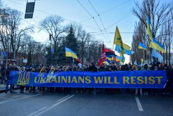 Manifestation anti-Poutine aux abords du parc Shevchenko à Kiev en Ukraine, le 12 février 2022.