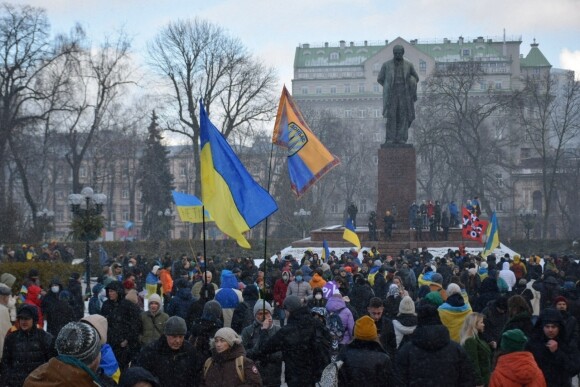 Manifestation anti-Poutine aux abords du parc Shevchenko à Kiev en Ukraine, le 12 février 2022.