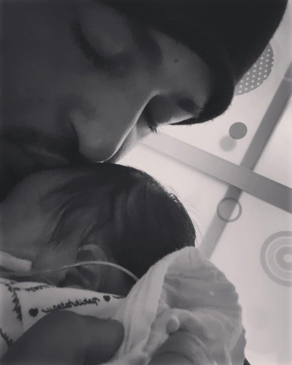 Slimane et son bébé sur Instagram.