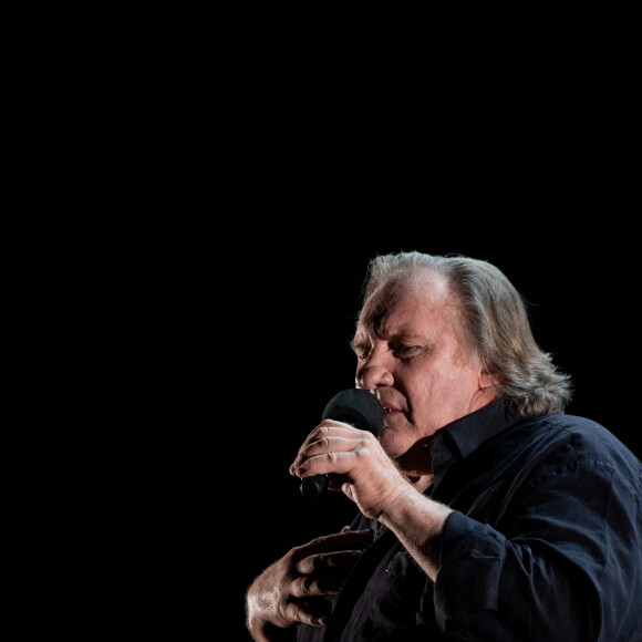 Exclusif - Gérard Depardieu chante Barbara - 20ème édition du Festival de Lacoste dans les carrières du Chateau de Lacoste le 15 Août 2020. © Morgan Palun / Bestimage 