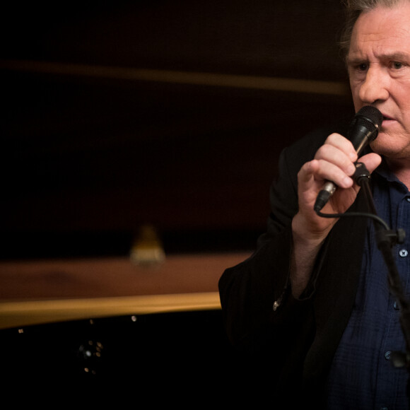 Exclusif - Gérard Depardieu lors de l'enregistrement du "Dernier Show" de Michel Sardou au Palais des Sports à Paris. Le 15 septembre 2017. © Cyril Moreau / Bestimage 