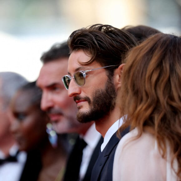 Pierre Niney - Montée des marches du film "OSS 117 : Alerte rouge en Afrique Noire" lors du 74e Festival de Cannes. Le 17 juillet 2021. © Borde-Jacovides-Moreau / Bestimage