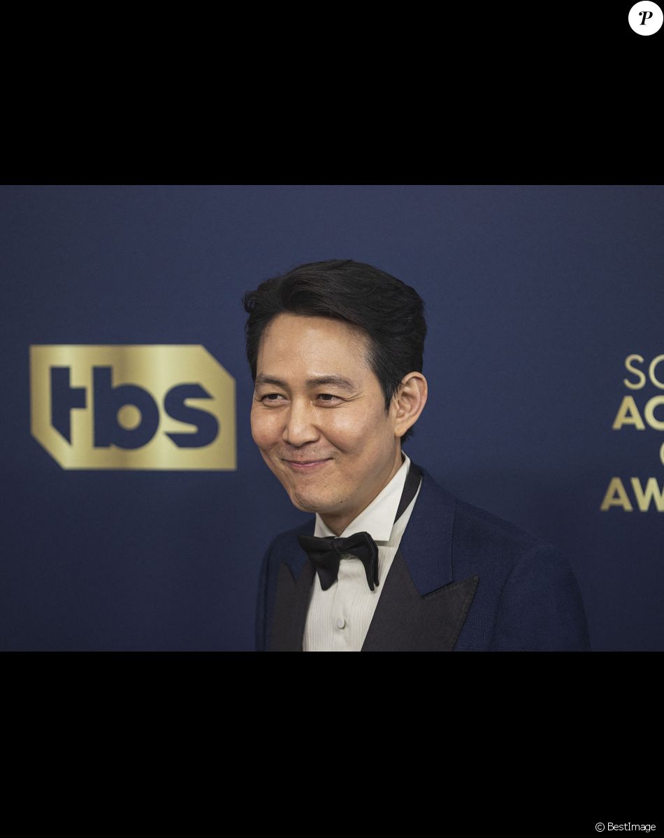 Lee Jung-jae, héros de la série Squid Game, assiste à la 28ème cérémonie des "Screen Actors Guild Awards" ("SAG Awards") à Santa Monica. Le 27 février 2022.