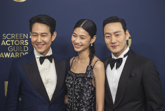 Lee Jung-jae, HoYeon Jung et Park Hae-soo, héros de la série Squid Game, assistent à la 28ème cérémonie des "Screen Actors Guild Awards" ("SAG Awards") à Santa Monica.